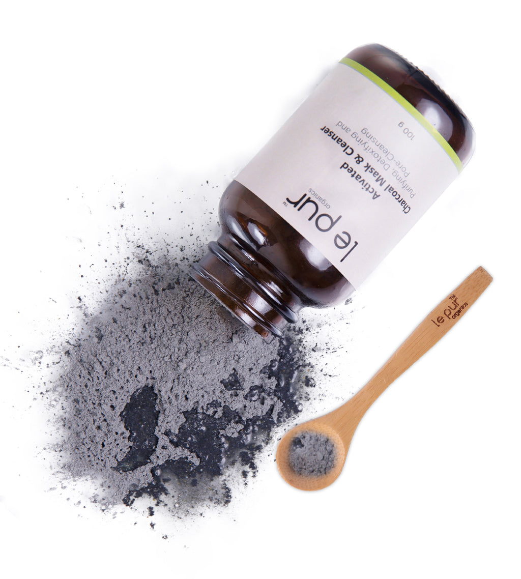 Le Pur Organics activated charcoal mask cleanser trial pack with black clay and charcoal, perfect for deep pore cleansing and skincare.