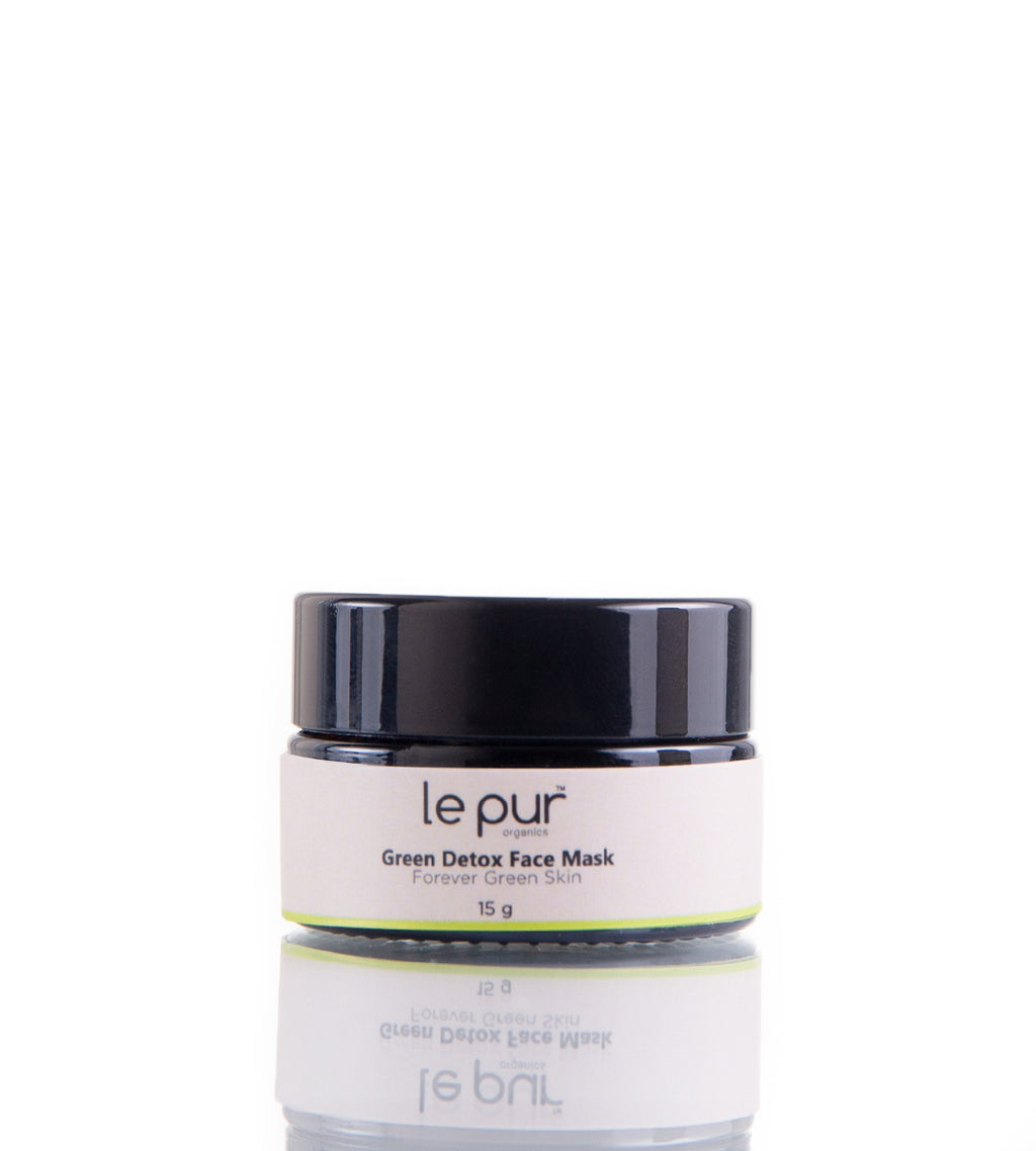 Green Detox face mask by Le Pur Organics, a 15g jar showcasing vibrant green natural clay and herbal ingredients for detox skincare.
